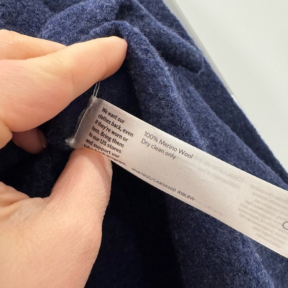 Eileen Fisher Navy merino wool asymmetrical sweater PP/PTP - Picture 4 of 6